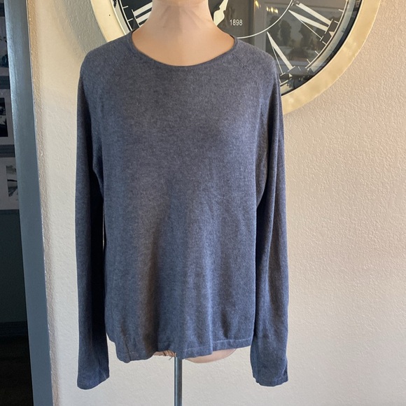 2 J McLaughlin teal sweaters - Picture 7 of 10